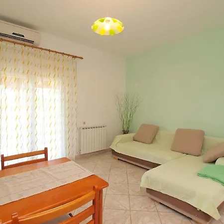 Fuer 4 Personen Ca 35 Qm In Fazana, Istrien Istrische Riviera Apartment